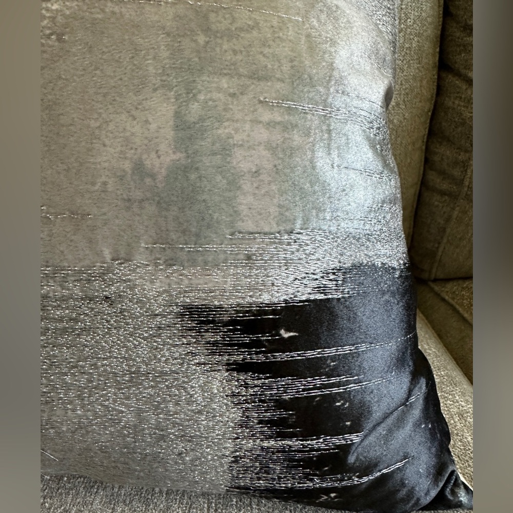 Z Gallerie Modern Silver, black, ivory 24”x24”pillow cover set of 2. - Picture 5 of 11